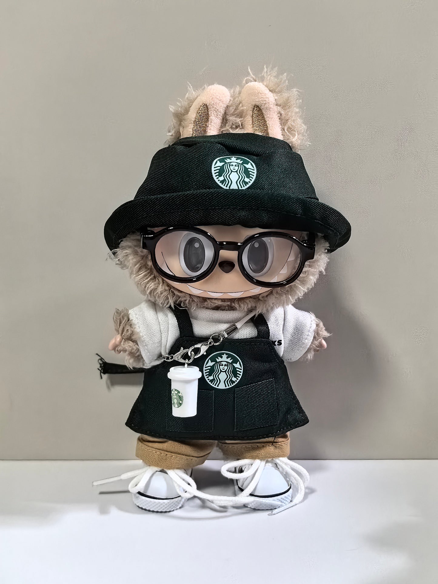 Labubu Barista Outfit Green| Starbucks Inspired | Bucket Hat, Apron, T-shirt,pants, glasses, Coffee | Perfect Gift|Labubu Barista Outfit Green| Starbucks Inspired | Bucket Hat, Apron, T-shirt,pants, glasses, Coffee | Perfect Gift| Kids and Teenager Gift