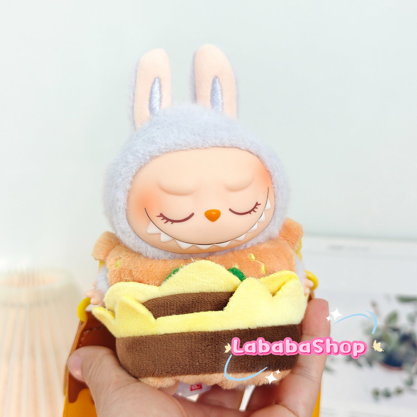 🍔 Labubu Hamburger Outfit | Plush Costume with Crossbody Strap | Perfect Birthday Gift | Kids & Teen Gift | Emotional Support Plush Accessory